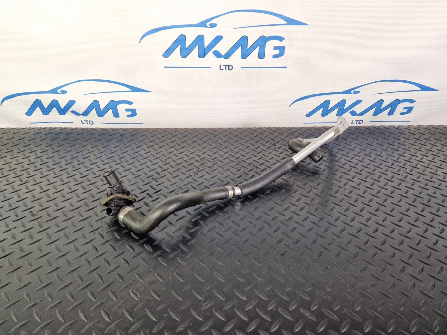 14-21 MERCEDES BENZ W205 GENUINE OEM ENGINE COOLANT HOSE PIPE A2058302902