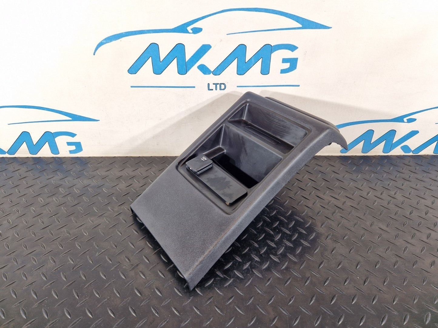 14-19 LAND ROVER L550 DISCOVERY SPORT REAR CENTRE CONSOLE TRIM COVER 16A2326CB9