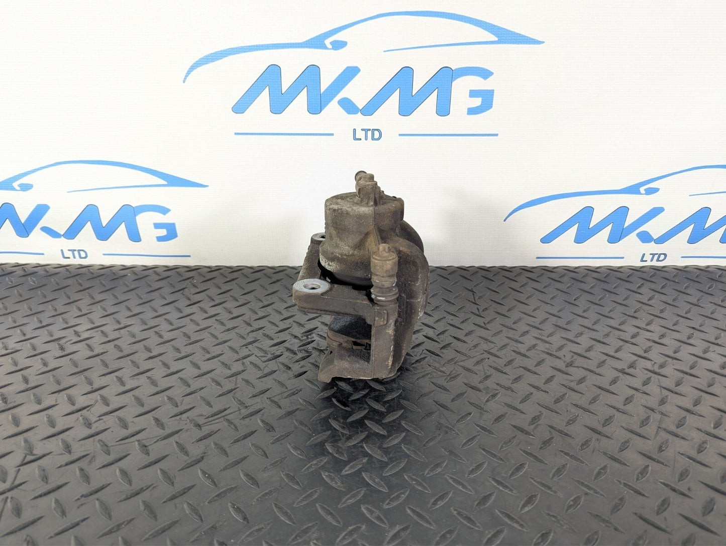 18-ON MERCEDES BENZ A CLASS W177 GENUINE OEM FRONT LEFT N/S BRAKE CALIPER