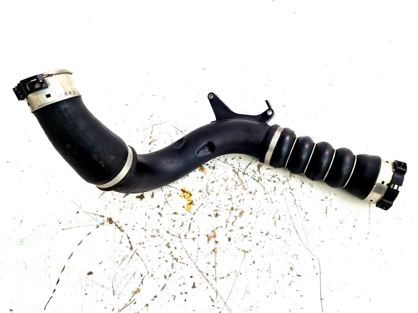 BMW 2 SERIES F45 F46 X1 TURBOCHARGER INTAKE HOSE PIPE