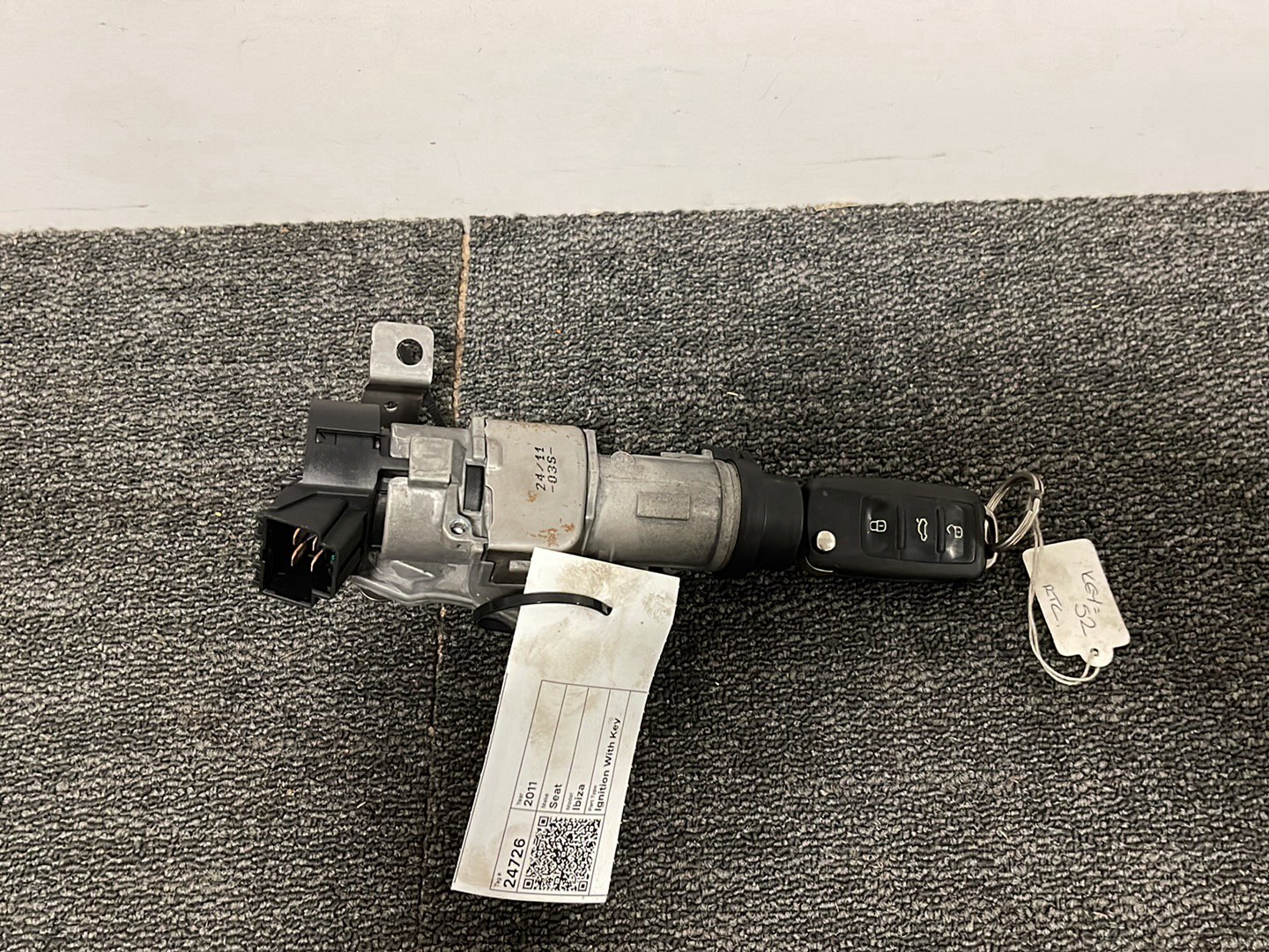 Seat Ibiza MK4 FL- 6J Hatchback Genuine Ignition Switch Barrel &amp; Key 6R0905851B
