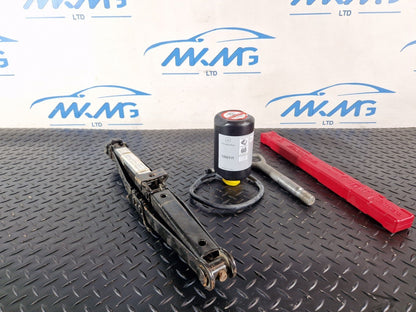 16-19 MERCEDES BENZ GLE W166 TOOL KIT SET JACK TOW EYE TYRE FIX HAZARD TRIANGLE