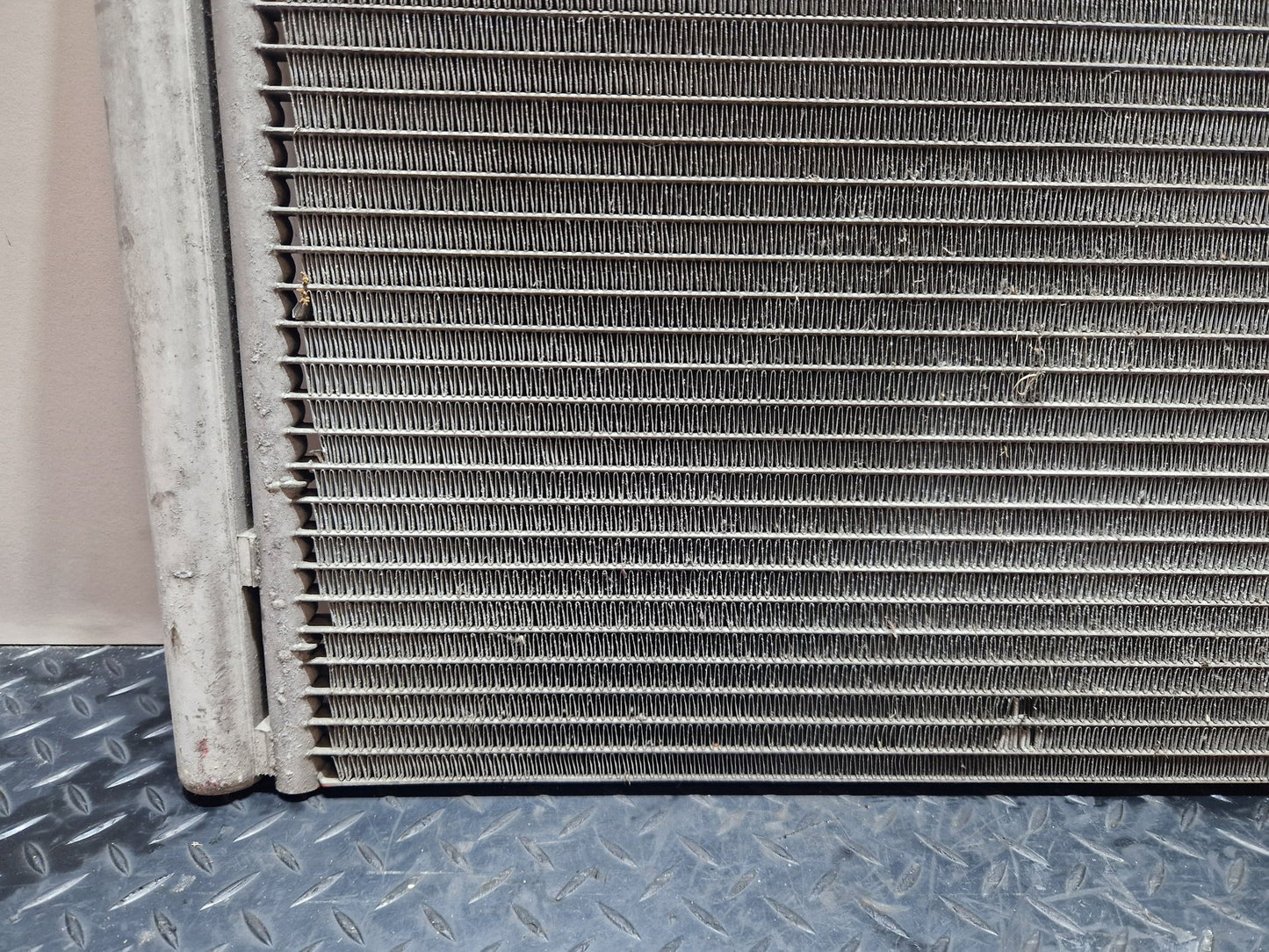 BMW 120i E87 Hatchback 2.0L Petrol Genuine A/C Condenser Radiator 6930038