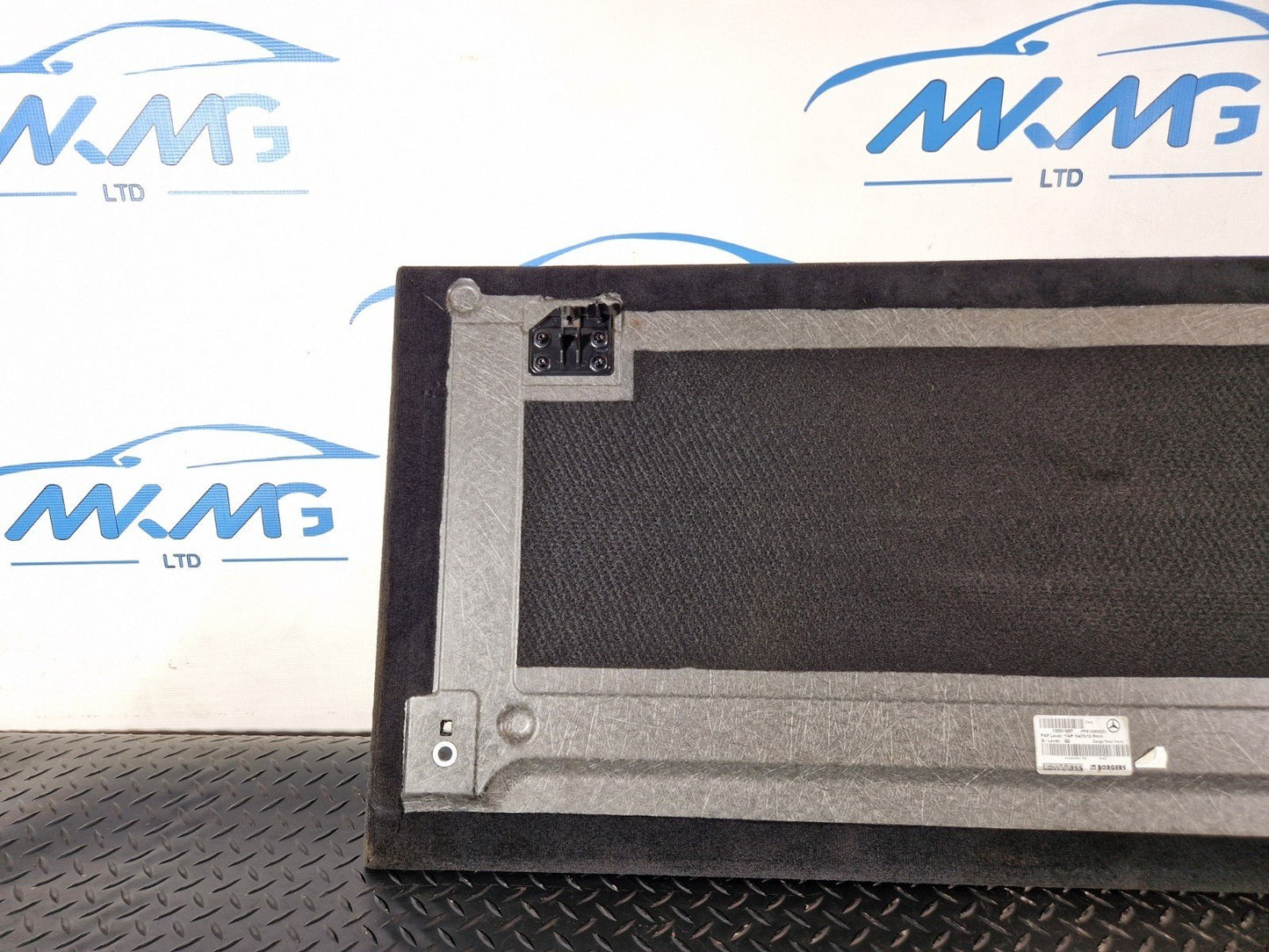 16-19 MERCEDES BENZ GLE W166 GENUINE BOOT CARPET A1666801702