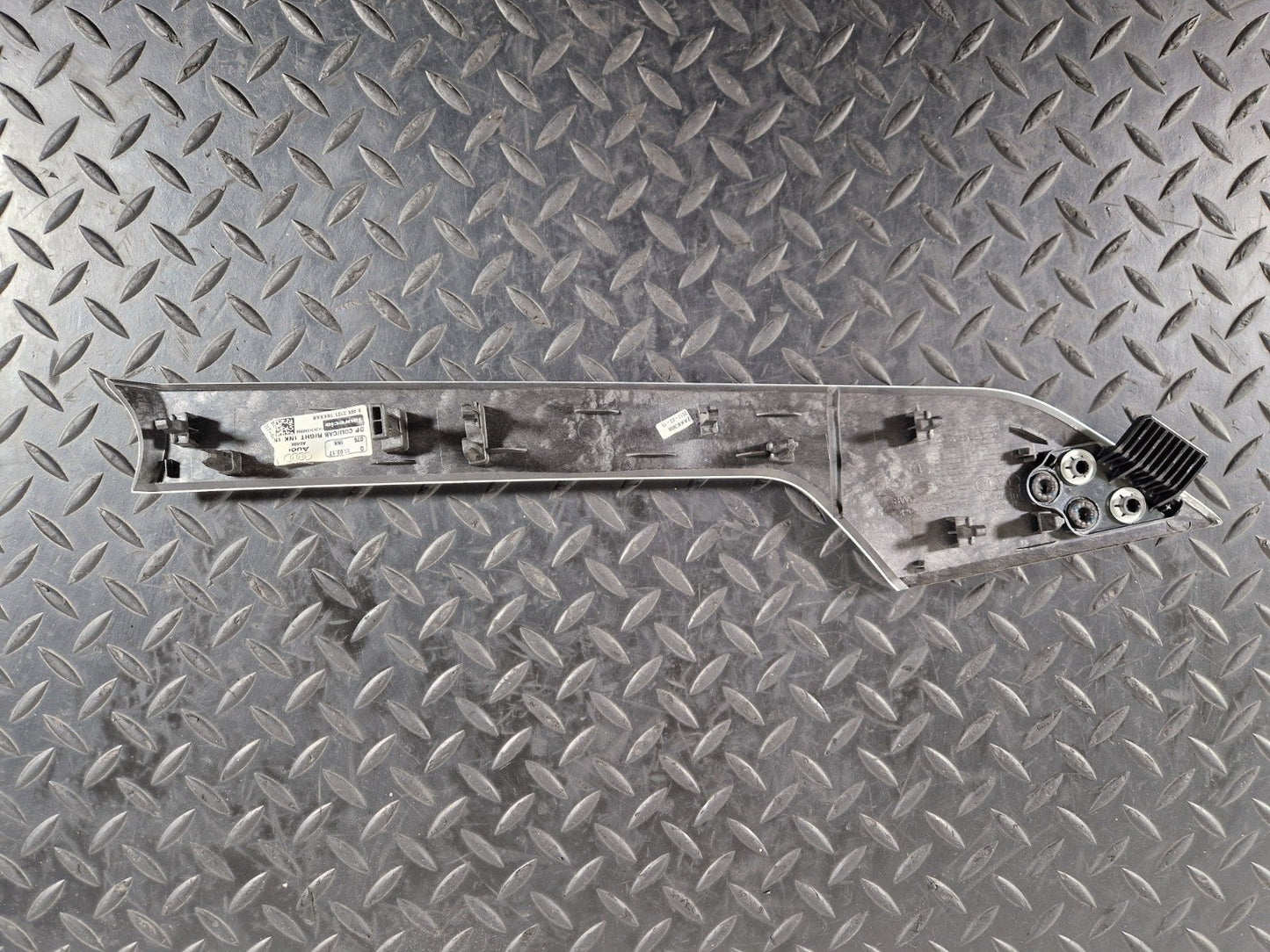 17-24 AUDI S5 F5 GENUINE FRONT RIGHT DRIVER SIDE O/S DOOR PANEL TRIM 8W6867410