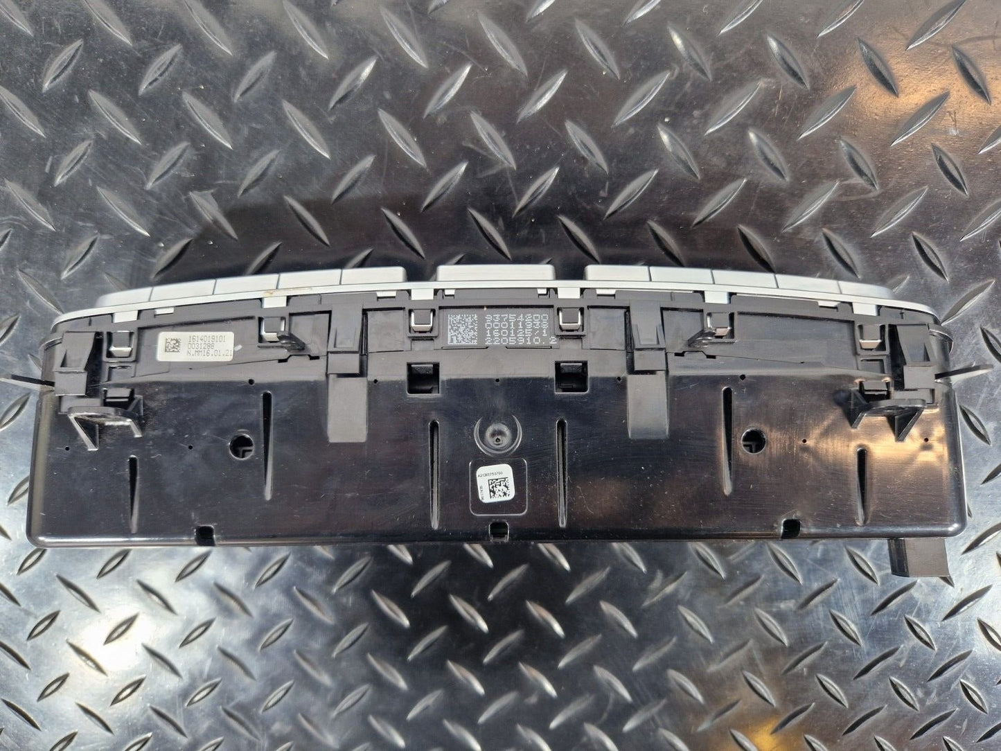 14-21 MERCEDES C CLASS W205 A/C AIR CON HEATER CONTROL UNIT PANEL A2059054806