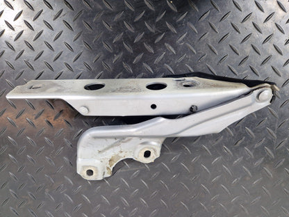 15-18 AUDI A7 4G OEM GENUINE BONNET HINGE LEFT 4G8823301E