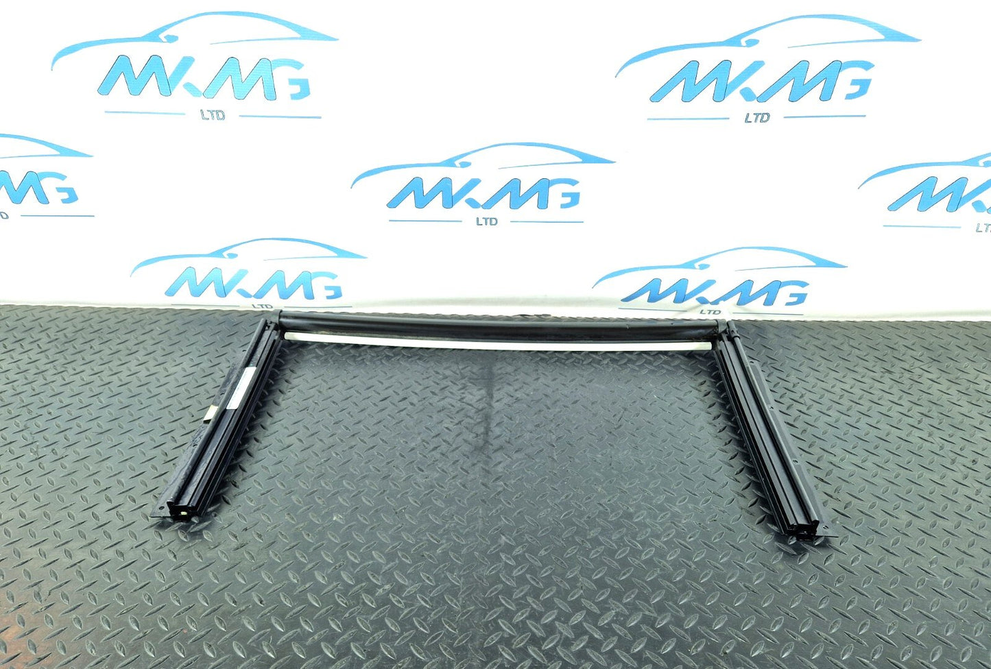 14-21 MERCEDES BENZ W205 GENUINE SUNROOF FRAME A2057802400