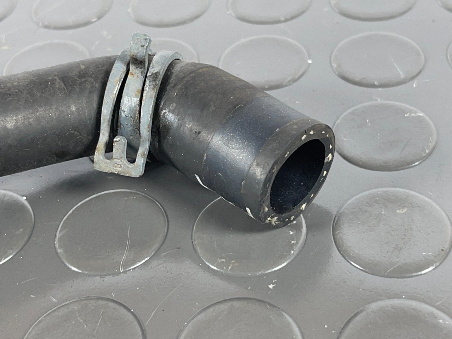 16-19 AUDI A4 B9 SALOON GENUINE 1.4 TFSI WATER COOLANT PIPE HOSE 8W0819342C