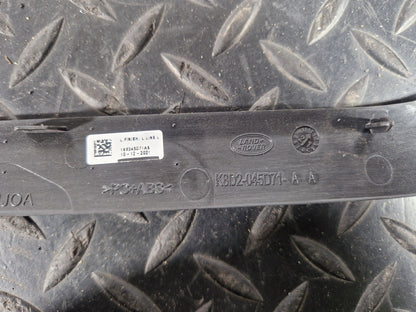 19-ON RANGE ROVER EVOQUE L551 REAR LEFT MOULDING TRIM K8D2045D71A
