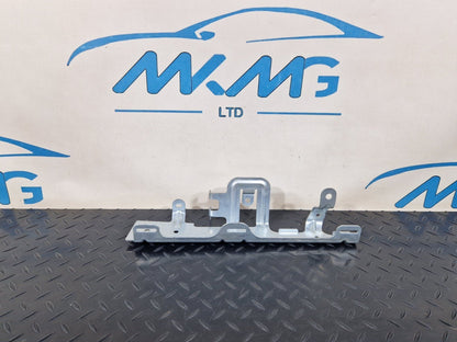14-21 MERCEDES BENZ C200d W205 GENUINE LEFT SIDE N/S BOOT BRACKET A2056914300