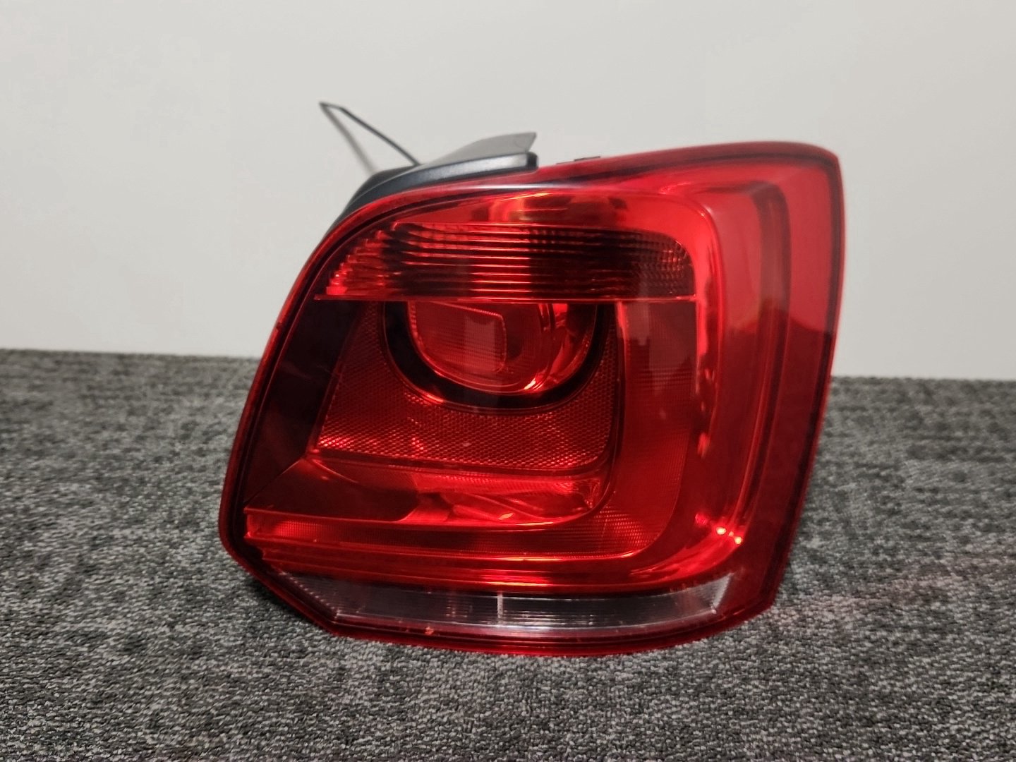 2011 Volkswagen Polo 6R - MK5 Genuine Rear Right O/S Driver Tail Light