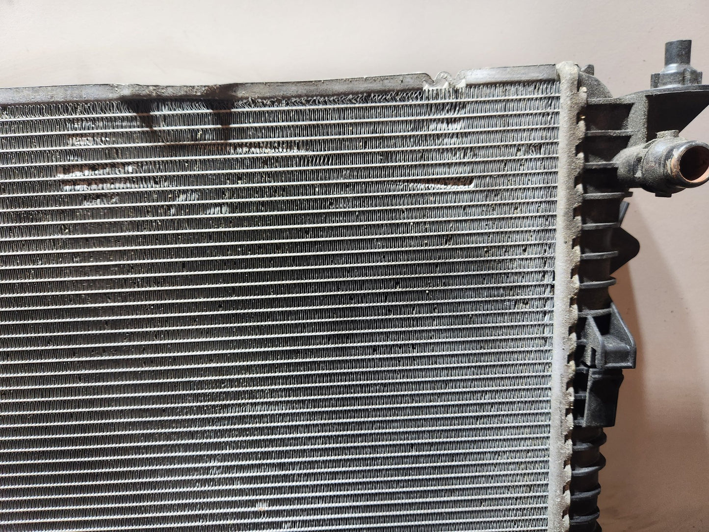 Audi A6 C7 Genuine Water Coolant Cooling Radiator 8K0121251H