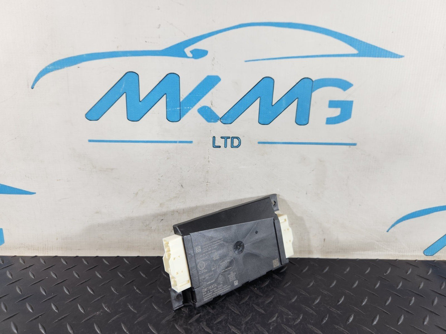 19-ON MERCEDES BENZ B CLASS W247 OEM IGNITION CONTROL UNIT MODULE A1679004516