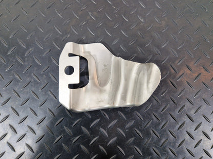 14-21 MERCEDES BENZ C200 W205 GENUINE BRACKET A2054750046