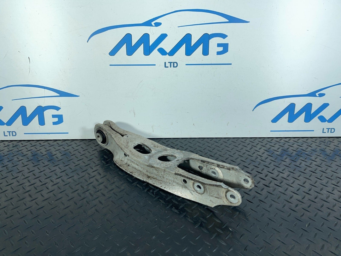 16-23 AUDI A5 F5 SPORTBACK REAR RIGHT OR LEFT SIDE LOWER CONTROL ARM 8W0505311H