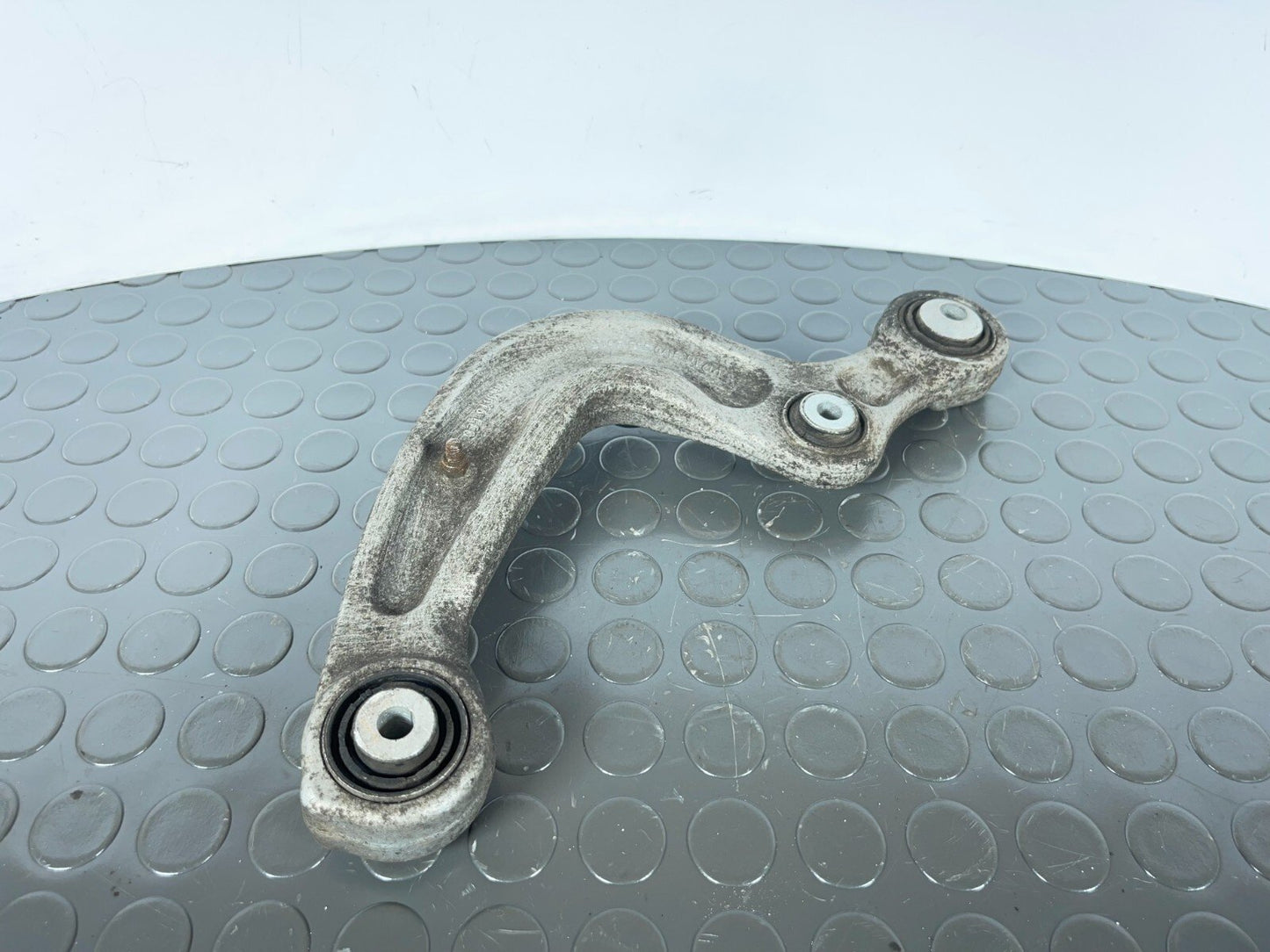 GENUINE AUDI A4 B9 A5 S5 F5 REAR LEFT OR RIGHT CONTROL ARM 8W0505361E