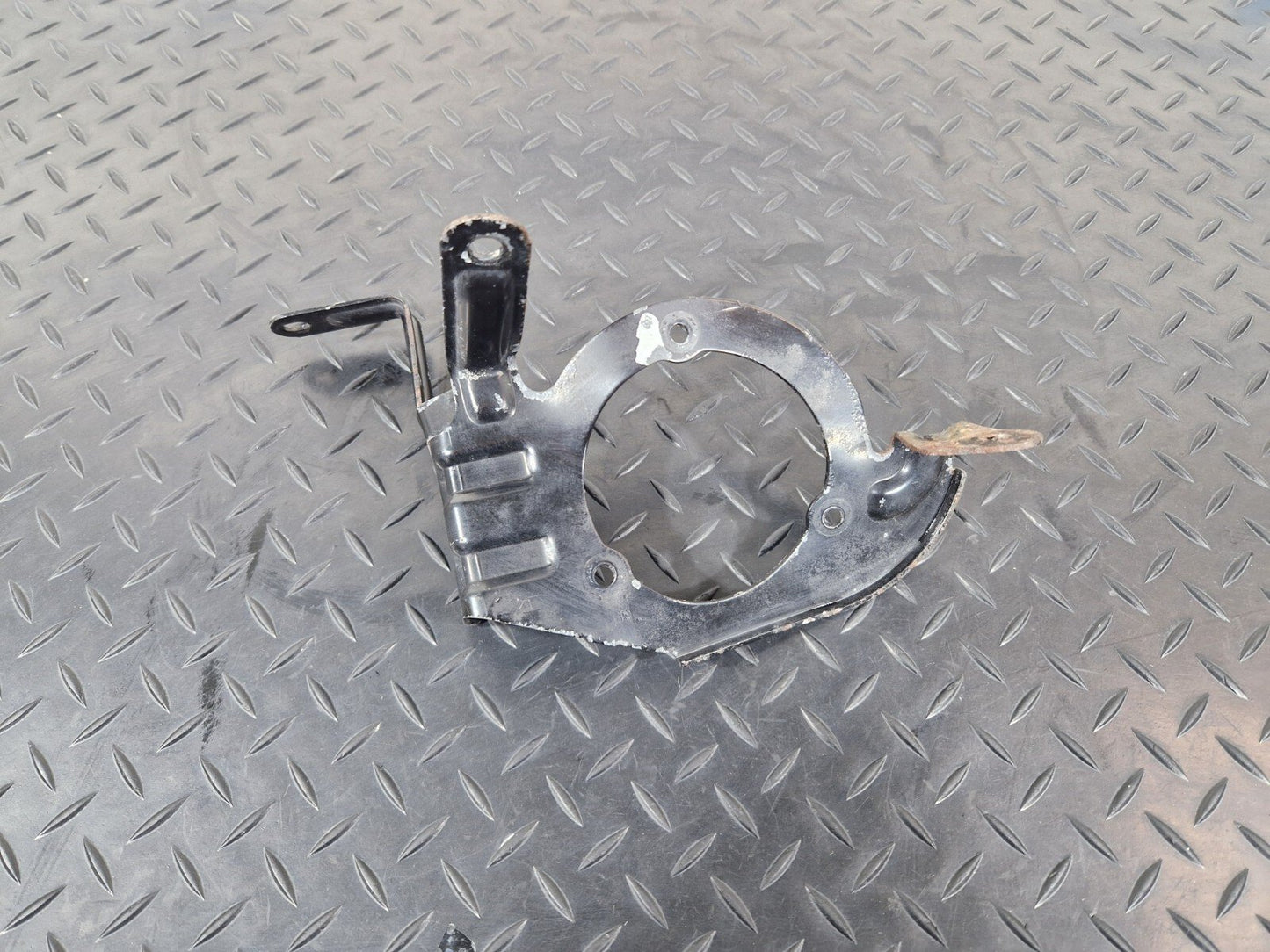 12-17 AUDI S5 CONVERTIBLE AIR PUMP RETAINER BRACKET MOUNT 8T0906617C
