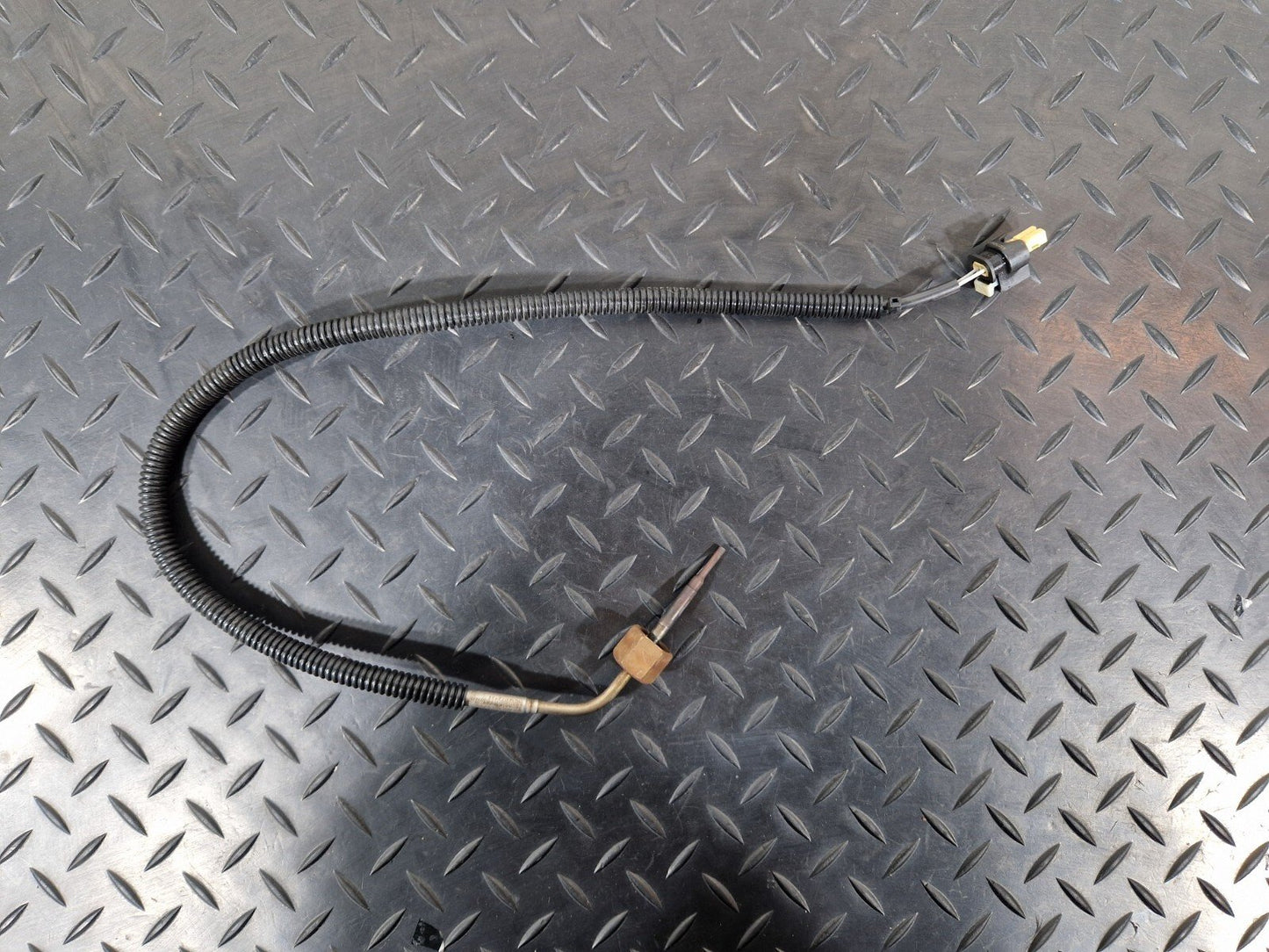 18-ON MERCEDES BENZ SPRINTER  W907 EXHAUST GAS TEMPERATURE SENSOR A0009059905