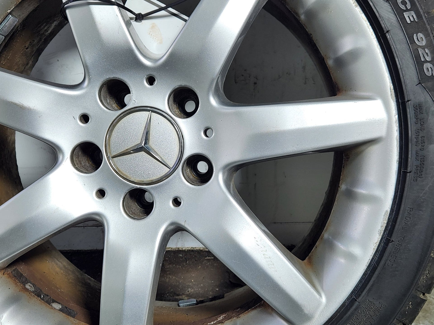 Mercedes C-Class W203 (FL) 17" Alloy Wheel with Tyre 245/40/17 ~7mm A2034012402