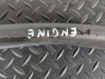 11-19 MERCEDES BENZ ML W166 OEM ENGINE RUBBER SEAL A1668870098