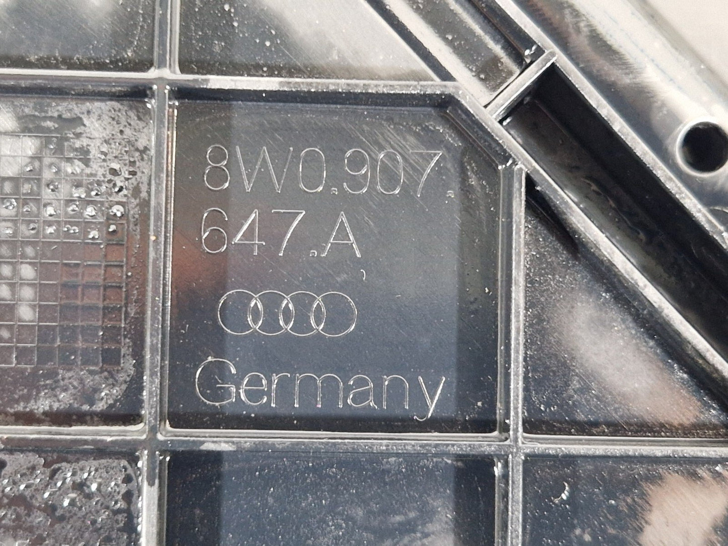 16-24 AUDI A5 F5 CONVERTIBLE GENUINE ENGINE CONTROL UNIT BRACKET 8W0907647A