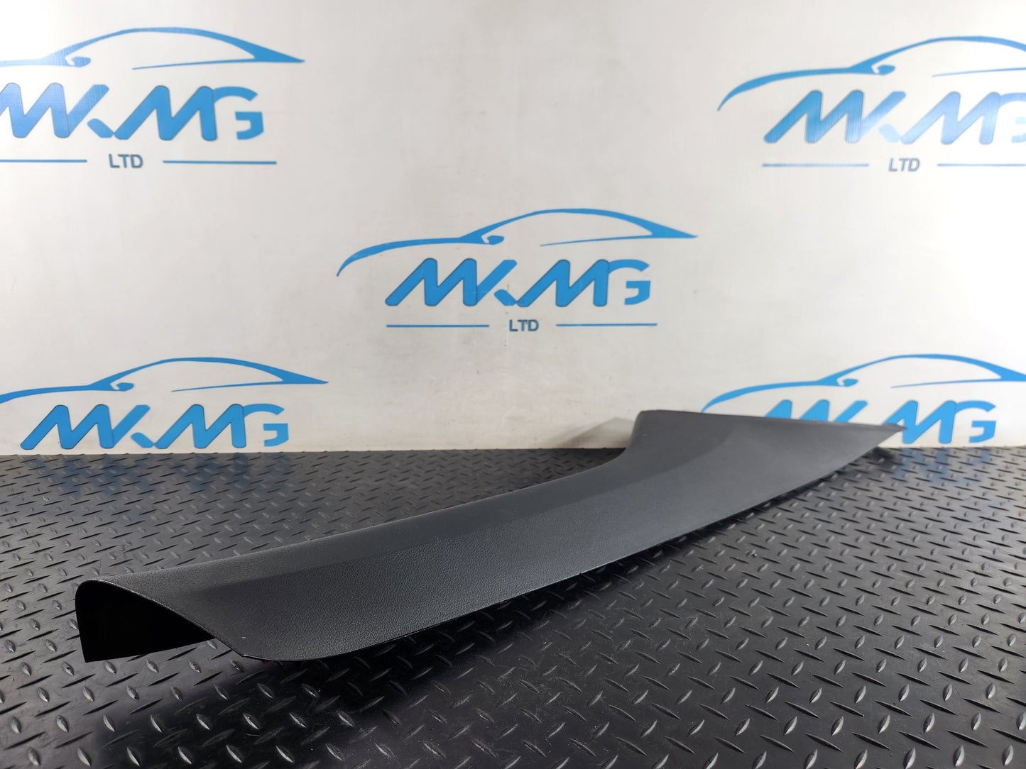 Mercedes-Benz Sprinter W907 Genuine A-Pillar Trim Cover Panel A9076901200