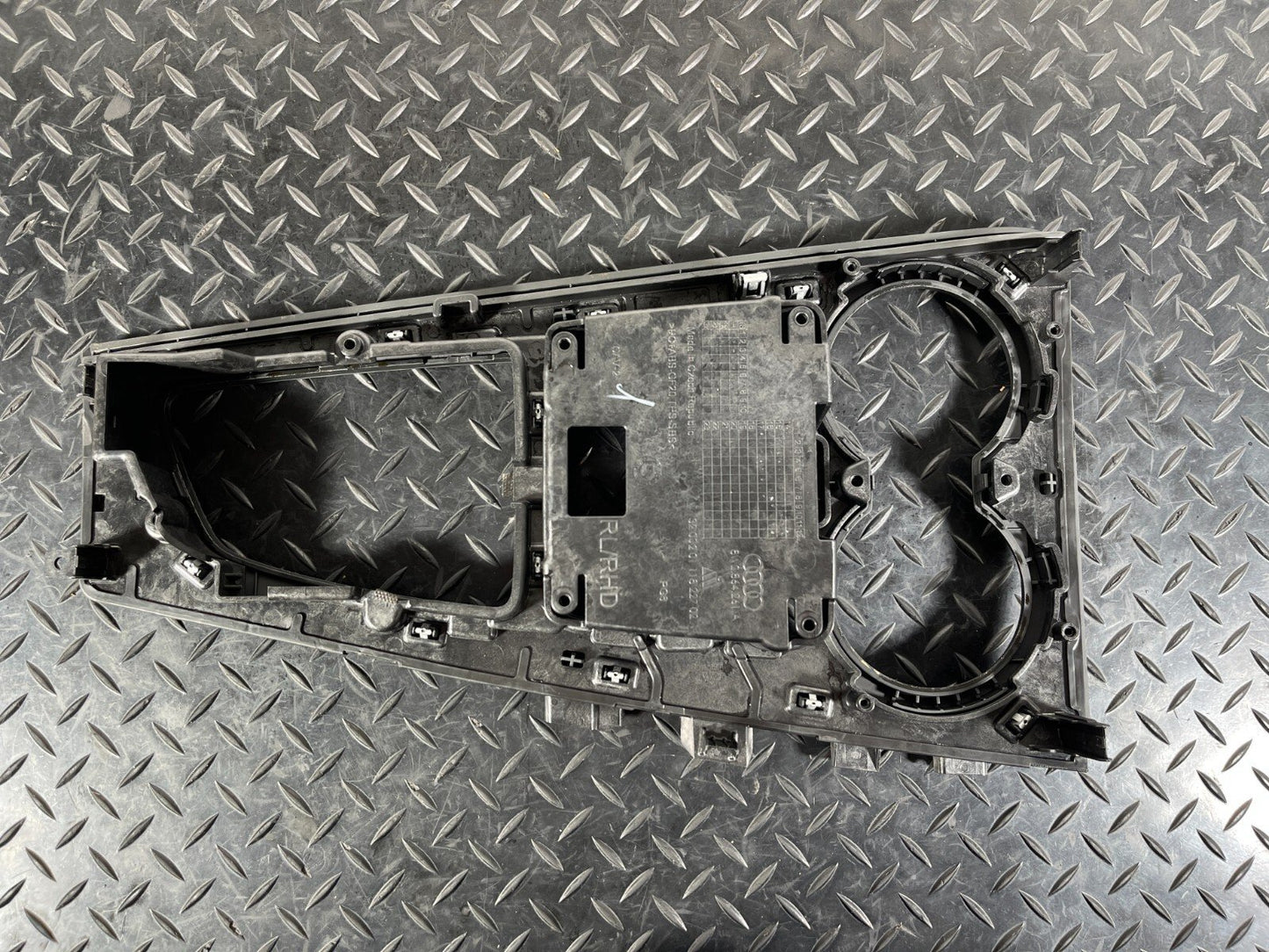 16-23 AUDI A5 F5 SPORTBACK S-LINE GENUINE CENTRE CONSOLE TRIM 8W2864261A