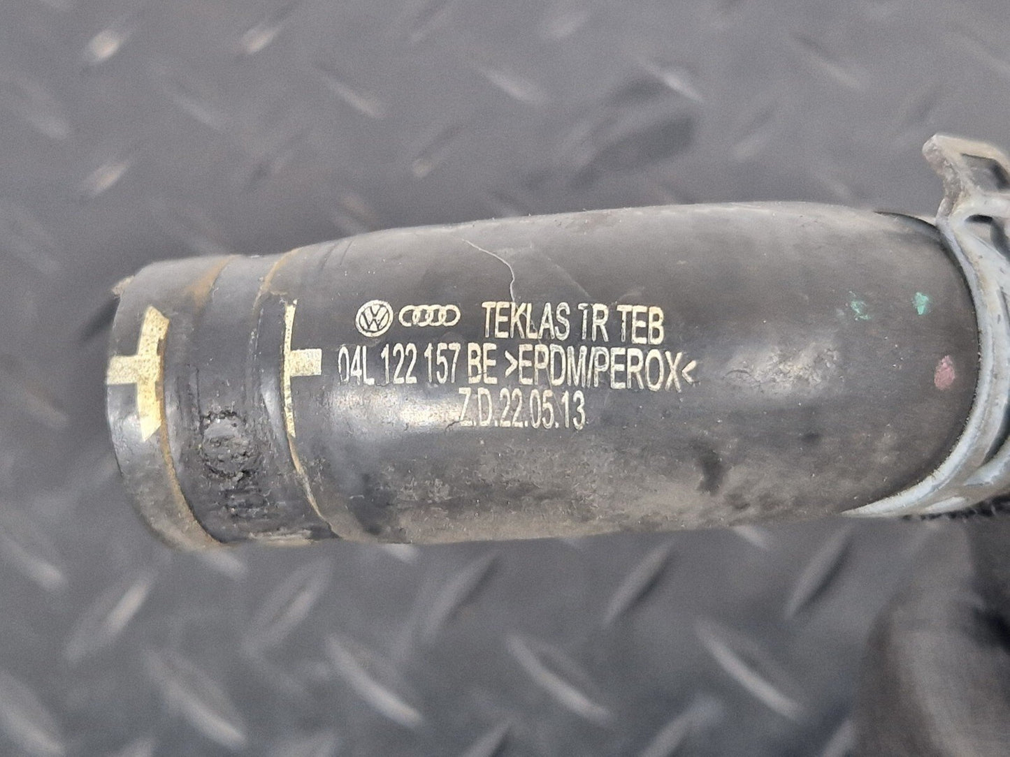 12-18 AUDI A6 C7 WATER COOLANT HOSE PIPE 04L122157BE