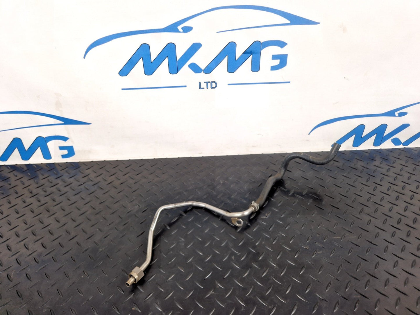 16-19 AUDI A4 B9 2.0TDI DET DIESEL ENGINEGENUINE CONTROL LINE PIPE 04L131552BM