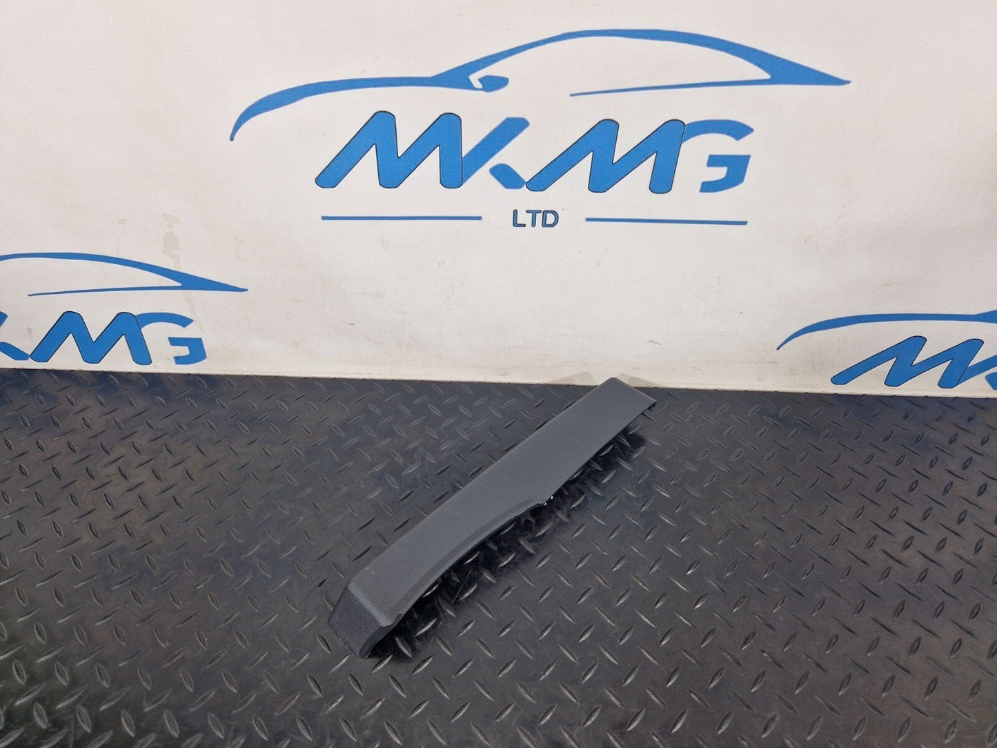 2019-ON  LAND ROVER DISCOVERY L550 LCI INTERIOR TRIM PANEL LK72043C27A