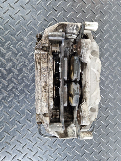 16-19 AUDI A4 B9 AVANT FRONT RIGHT BRAKE CALIPER WITH BRAKE PAD 8W06BG