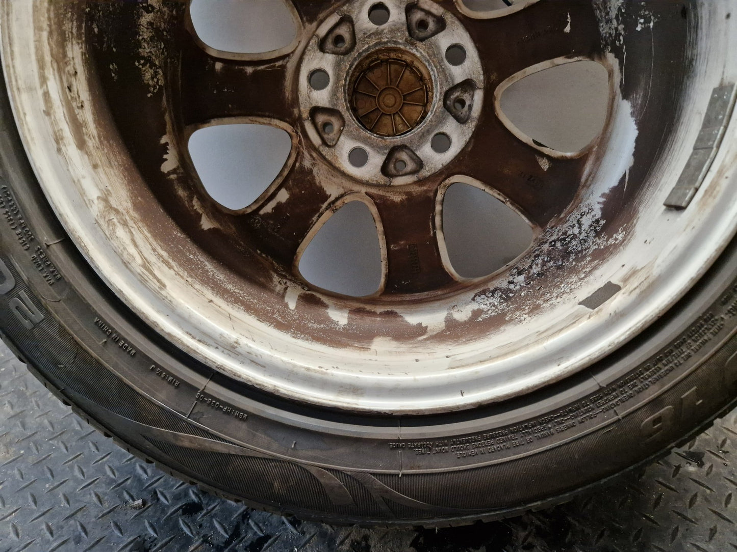 BMW 120i E87 16" Alloy Wheel with Tyre 205/55/16 ~3mm