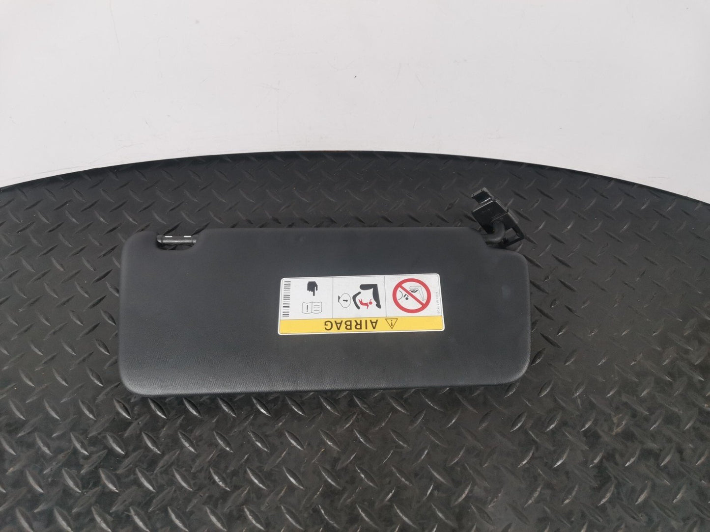 12-18 MERCEDES A CLA-W176 C117 GENUINE FRONT LEFT N/S SUN VISOR A1768100110