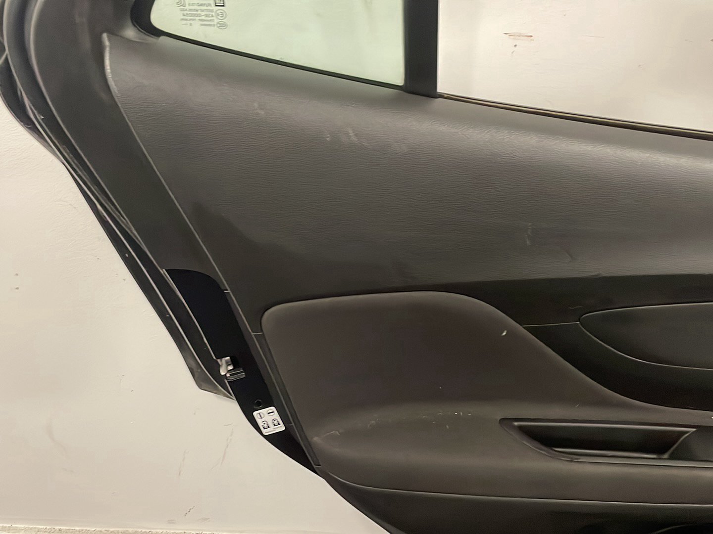 Vauxhall Mokka MK1 (G1U0) SUV Rear Left N/S Passenger Complete Door in Black GAR