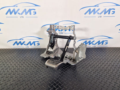 16-19 AUDI A4 B9 S-LINE OEM BRAKE PEDAL ASSEMBLY BRACKET MOUNT 8W2723140A