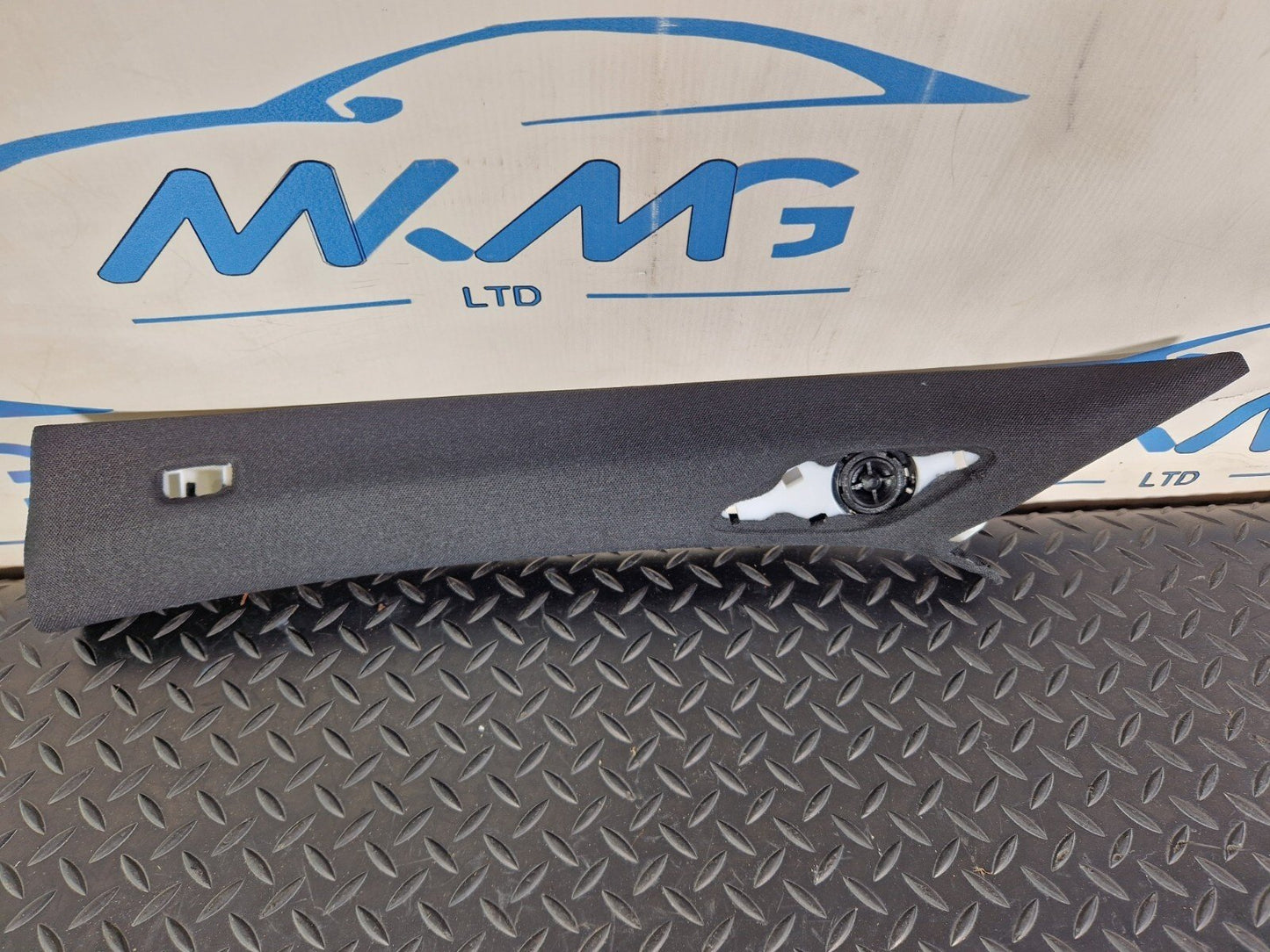 18-ON MERCEDES BENZ A CLASS W177 A PILLAR TRIM LEFT PASSENGER SIDE A1776900000