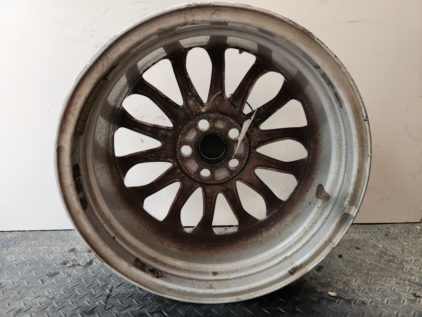 Volvo C30 MK1 (MK) Coupe Genuine 7 V-Spoke 17" Alloy Wheel
