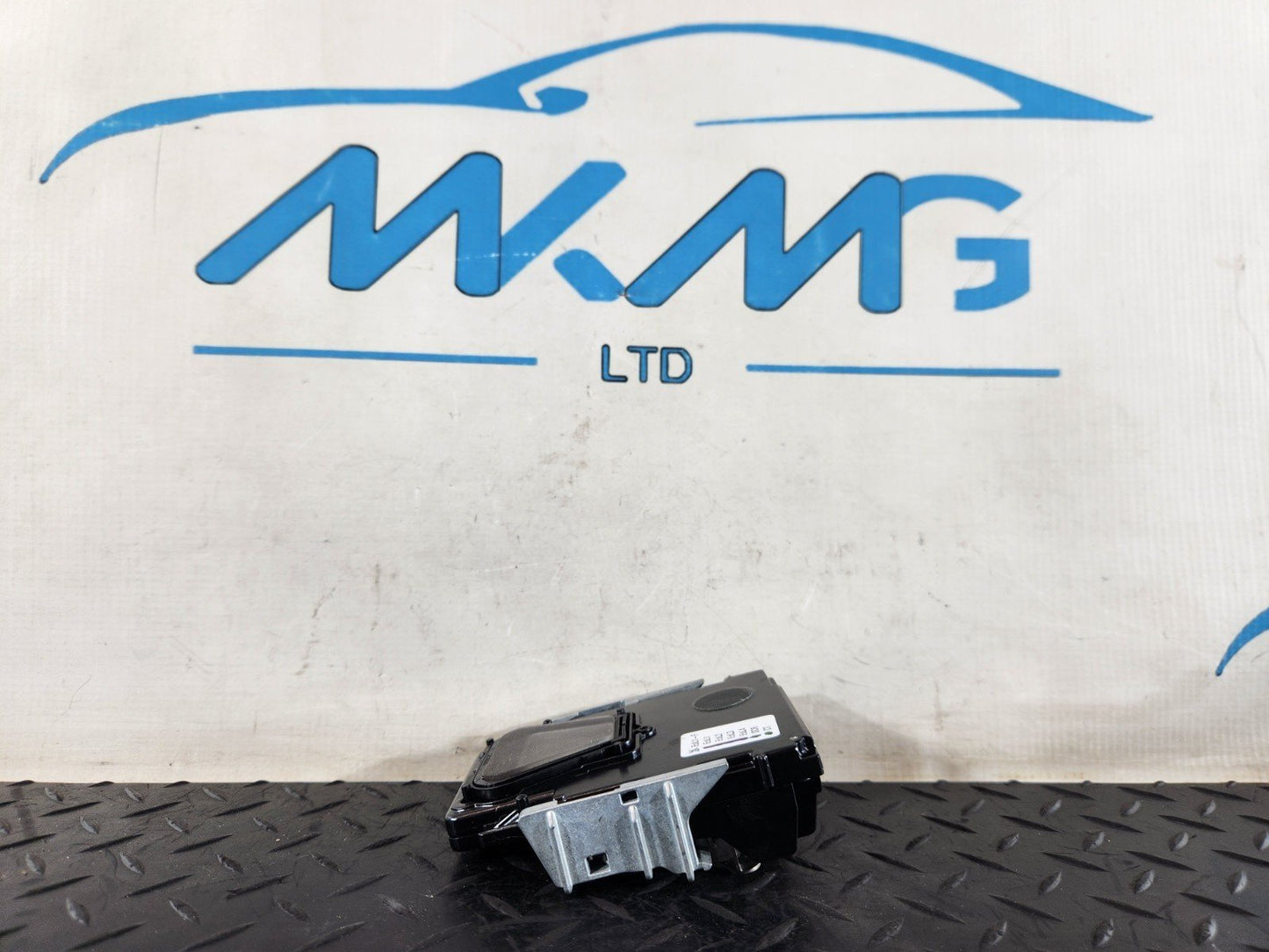 16-20 AUDI Q7 4M GENUINE FRONT VIEW CAMERA 4M0907217C