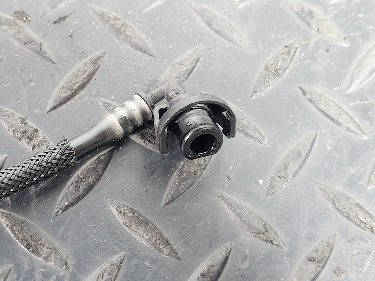 Land Rover Range Rover Evoque L551 SUV Genuine Coolant Pipe Hose K8D28C012AD