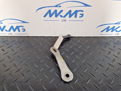 14-20 MERCEDES BENZ GLA X156 OEM EXHAUST SYSTEM FRONT PIPE UPPER BRACKET MOUNT