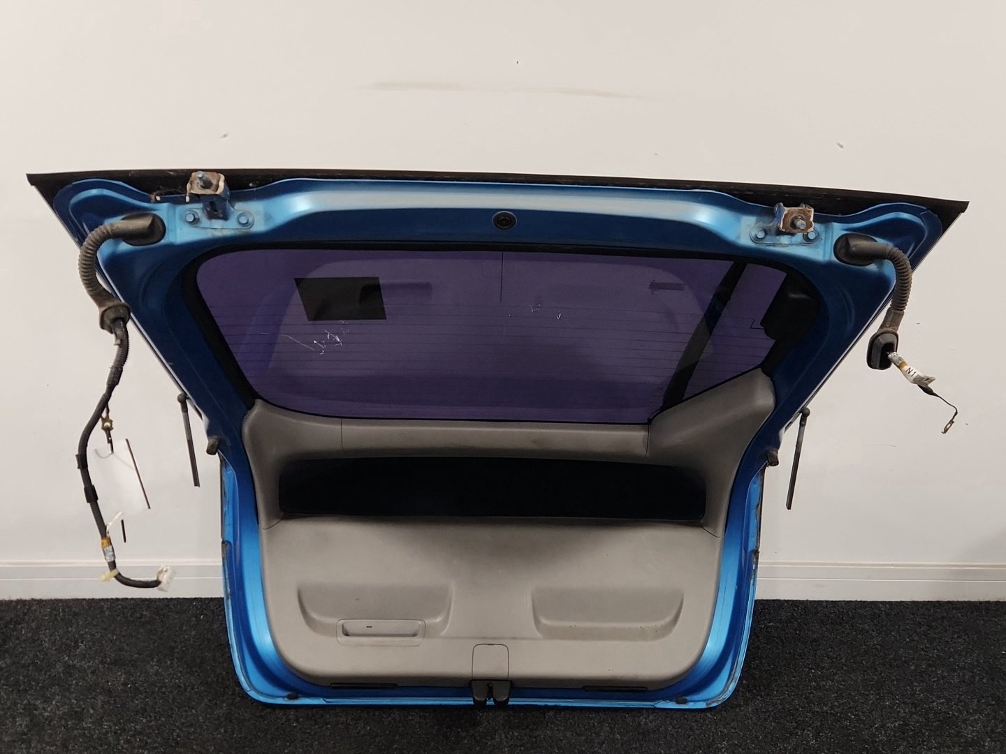 Honda Insight MK2 (ZE2) Hatchback Bootlid Trunk Tailgate in Blue