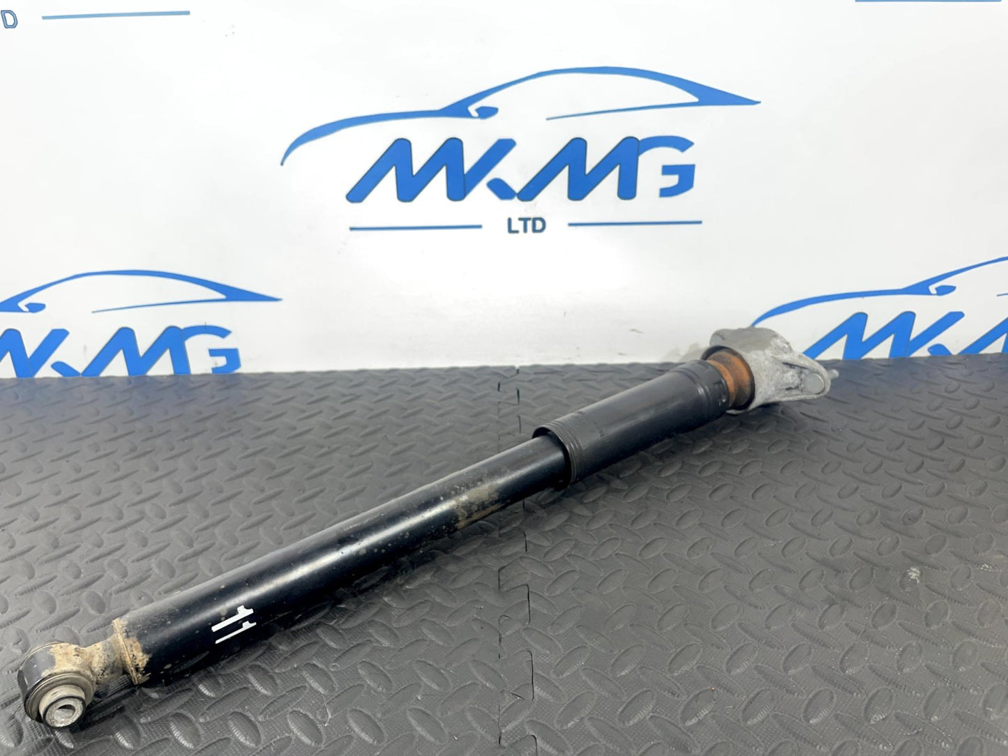 12-18 MERCEDES A B CLA-W176 W246 C117 GENUINE REAR SHOCK ABSORBER A1763201531