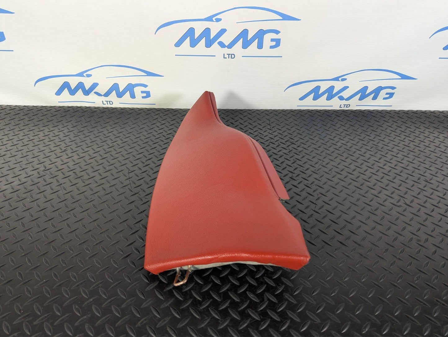 BMW 218i F22 Genuine Rear Right O/S Seat Bolster Trim 7320252