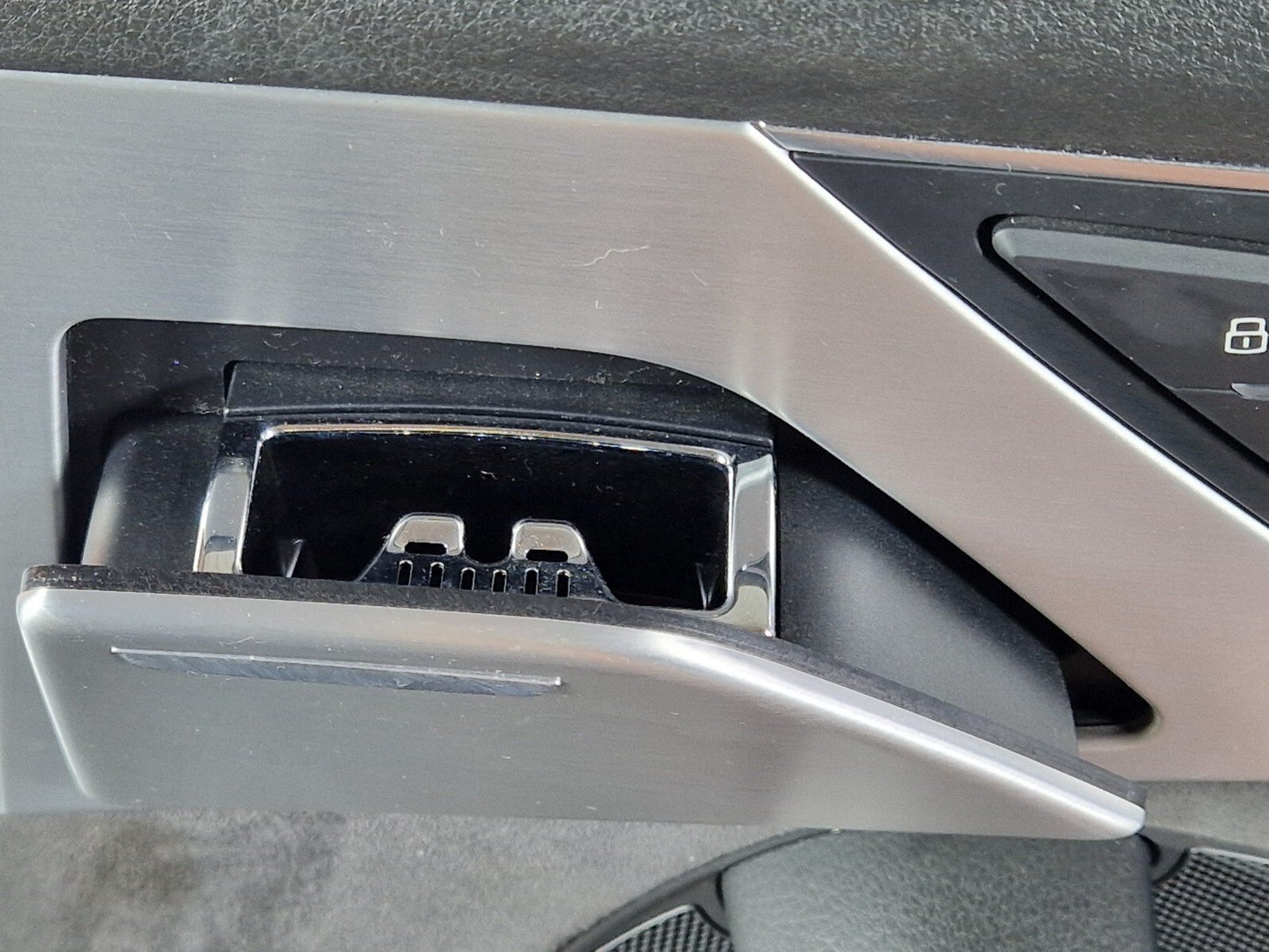 10-17 AUDI A8 4H REAR RIGHT DRIVER SIDE DOOR ALCANTARA CARD PANEL 4H0868068