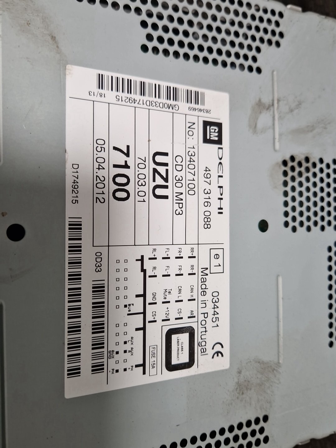 Vauxhall Corsa MK3 (D) (4400) Genuine Radio Stereo Head Unit 13407100