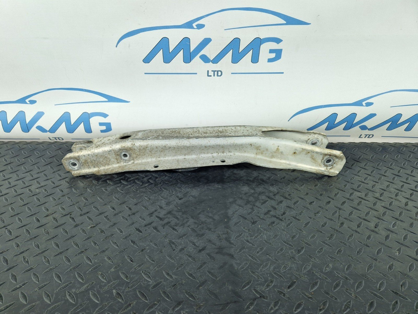MERCEDES A B CLA W246 W176 C117 REAR LOWER CONTROL ARM SPRING LINK A2463520202