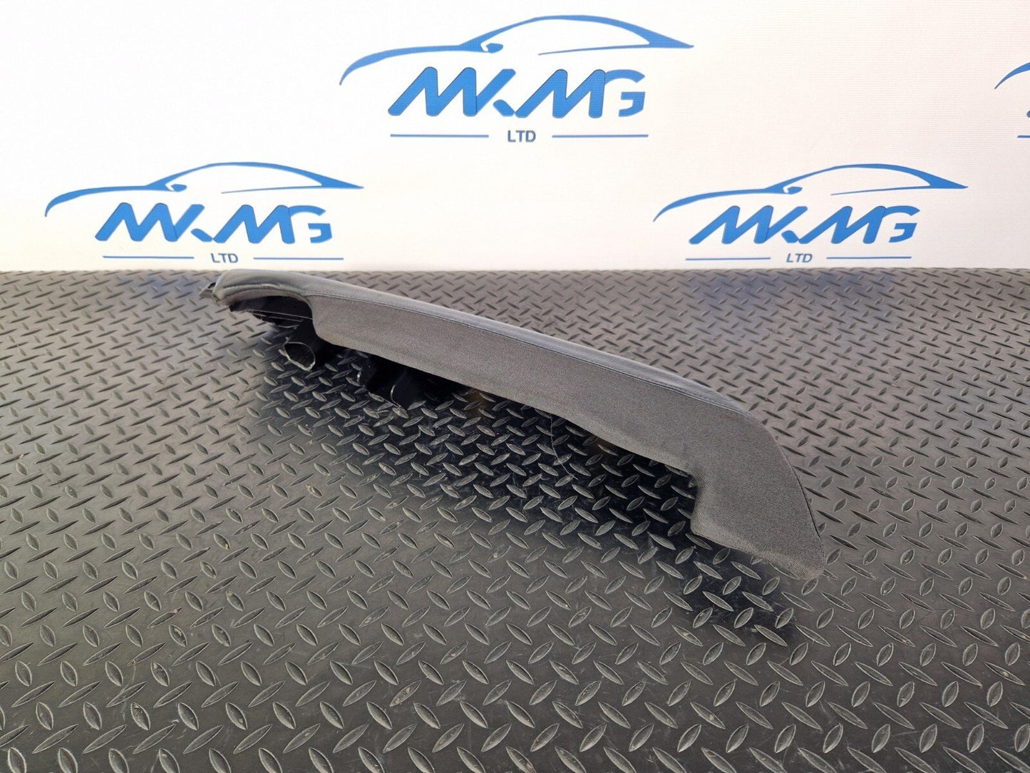 15-18 AUDI A7 4G OEM REAR SEAT CORNER LEATHER TRIM O/S 2300047R