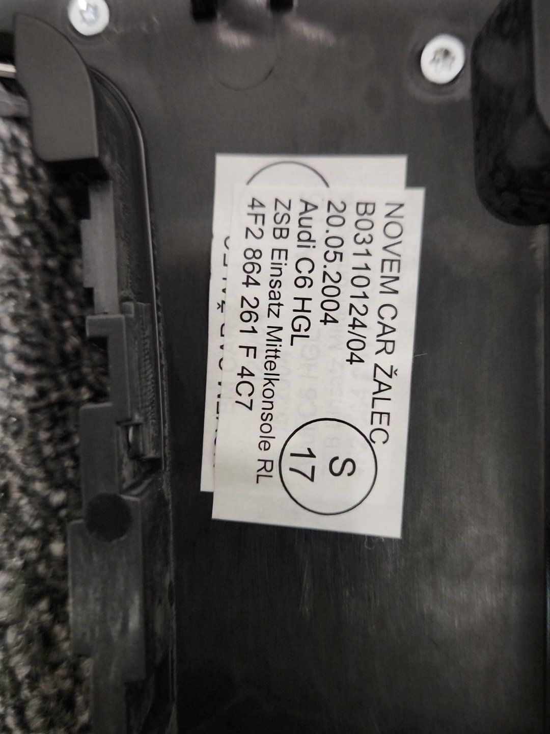 Audi A6 Quattro MK3 (4F) (C6) Estate Genuine Centre Console Unit 4F2713463B