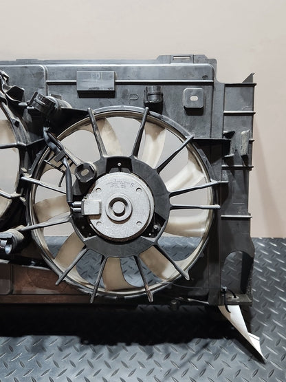 Toyota Prius MK3 (ZVW30) Hatchback Genuine Cooling Radiator Fan Shroud
